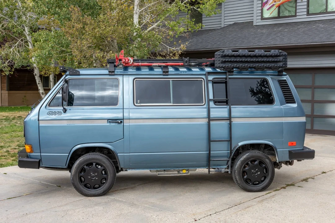 1986 Volkswagen Bay-Window Bus - Image 3 of 21