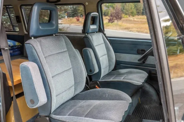 1986 Volkswagen Bay-Window Bus - Image 11 of 21