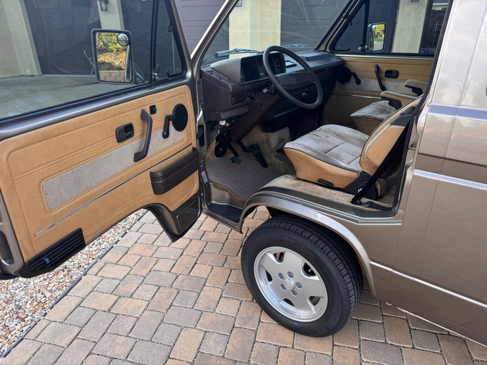 1986 Volkswagen EuroVan - Image 7 of 21