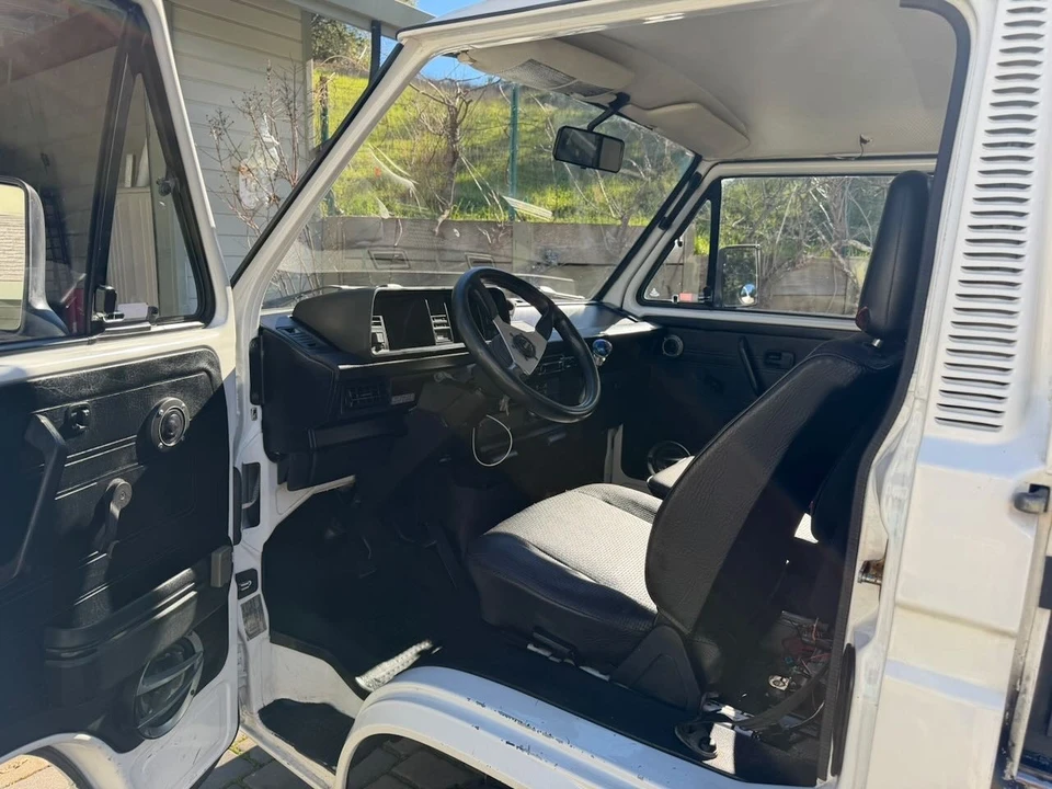 1986 Volkswagen Vanagon - Image 10 of 17