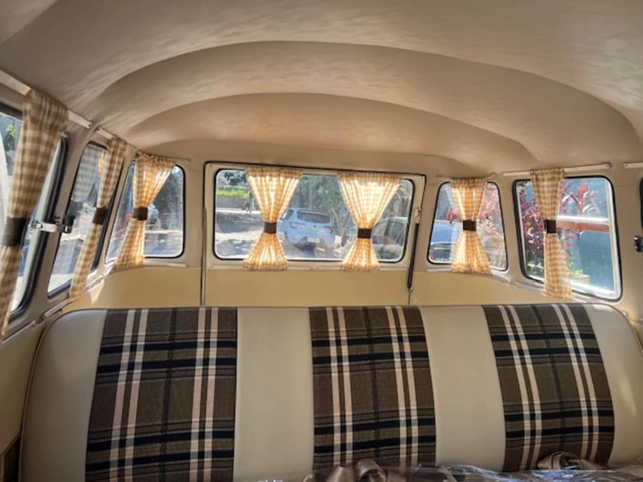 1986 Volkswagen Bay-Window Bus - Image 13 of 19