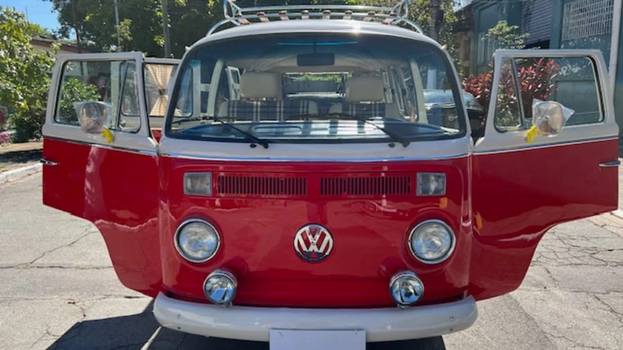 1986 Volkswagen Bay-Window Bus - Image 8 of 19