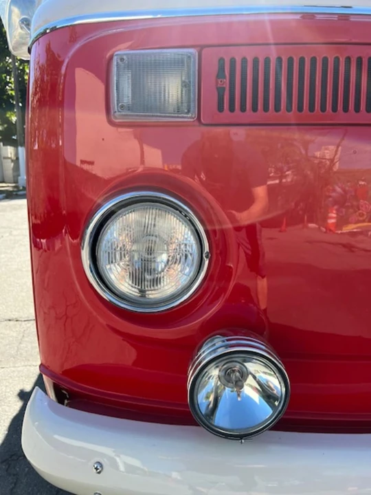 1986 Volkswagen Bay-Window Bus - Image 5 of 19