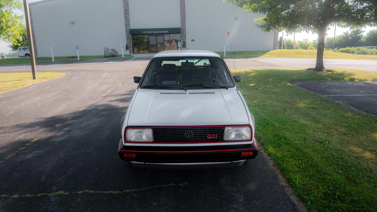 1986 Volkswagen GTI Mk2 - Image 11 of 31