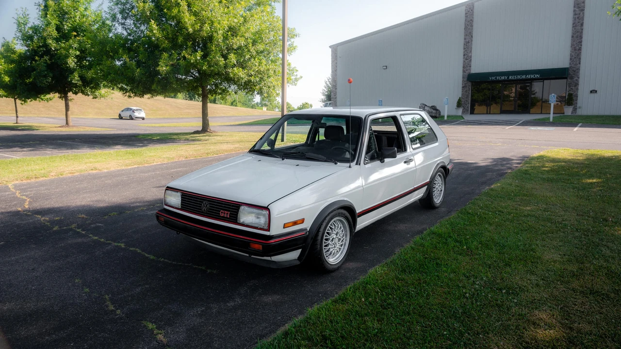 1986 Volkswagen GTI Mk2 - Image 7 of 31