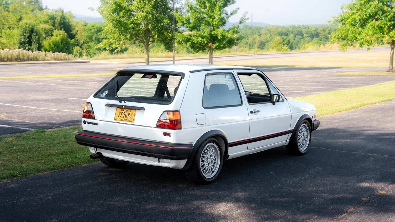 1986 Volkswagen GTI Mk2 - Image 27 of 31