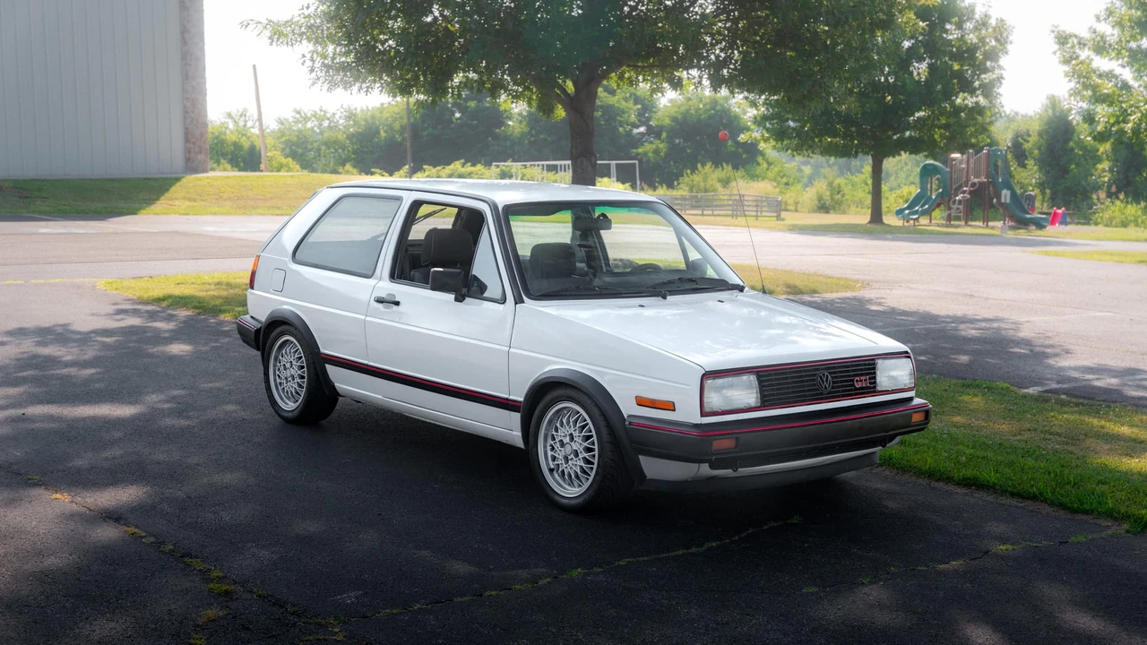 1986 Volkswagen GTI Mk2 - Image 17 of 31