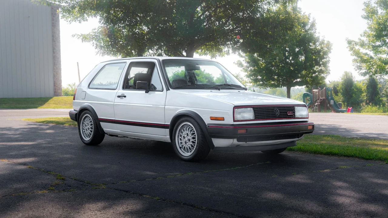 1986 Volkswagen GTI Mk2 - Image 19 of 31