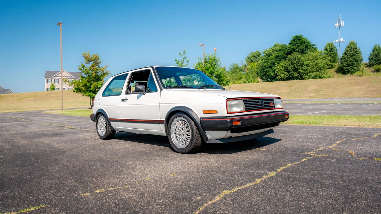 1986 Volkswagen GTI Mk2 - Image 21 of 31