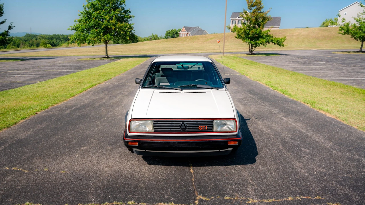 1986 Volkswagen GTI Mk2 - Image 15 of 31
