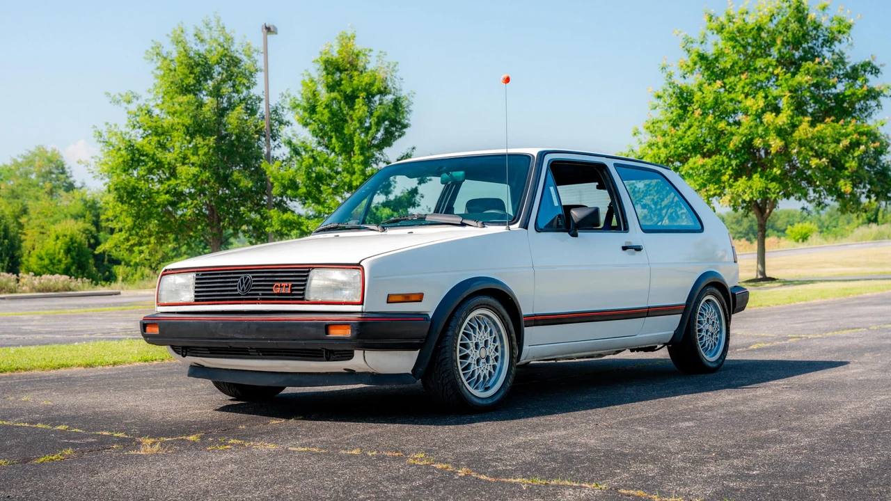 1986 Volkswagen GTI Mk2 - Image 3 of 31