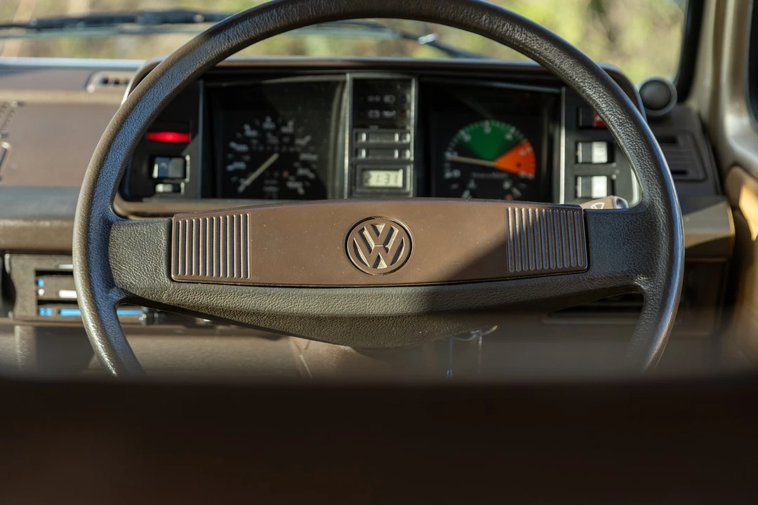 1986 Volkswagen Vanagon - Image 12 of 30