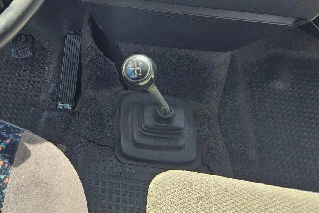 1986 Volkswagen Bay-Window Pickup - Image 31 of 31