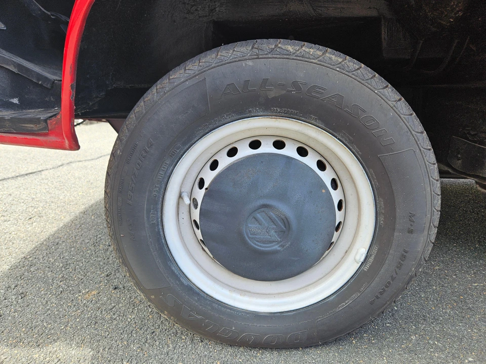 1986 Volkswagen Bay-Window Pickup - Image 25 of 31
