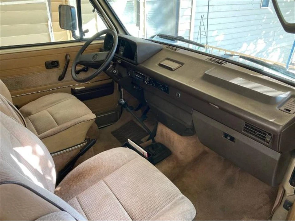 1986 Volkswagen Vanagon - Image 6 of 12