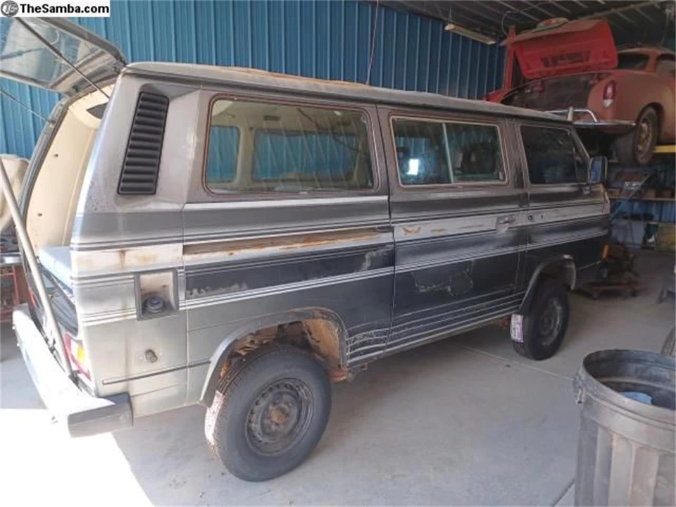 1986 Volkswagen Vanagon - Image 11 of 17