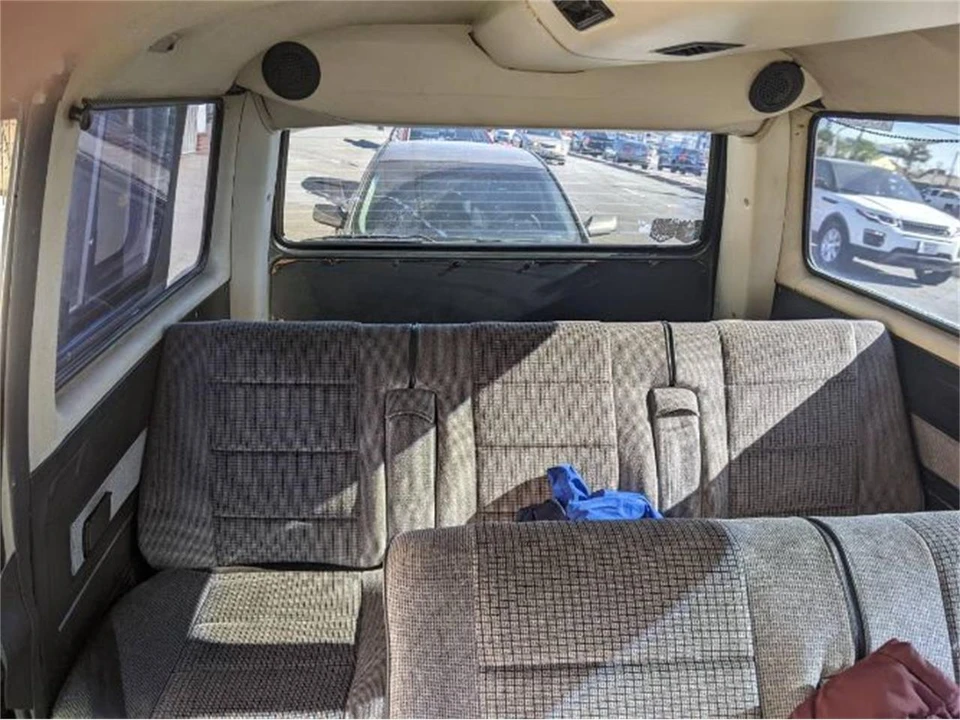 1986 Volkswagen Vanagon - Image 9 of 13