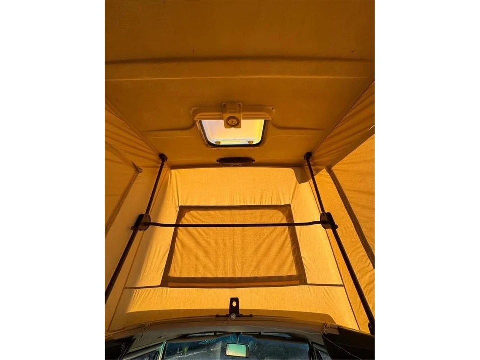 1986 Volkswagen Vanagon - Image 13 of 24