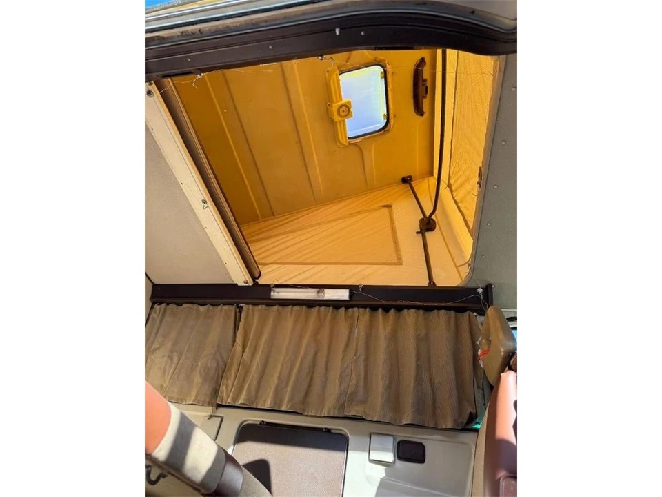 1986 Volkswagen Vanagon - Image 14 of 24