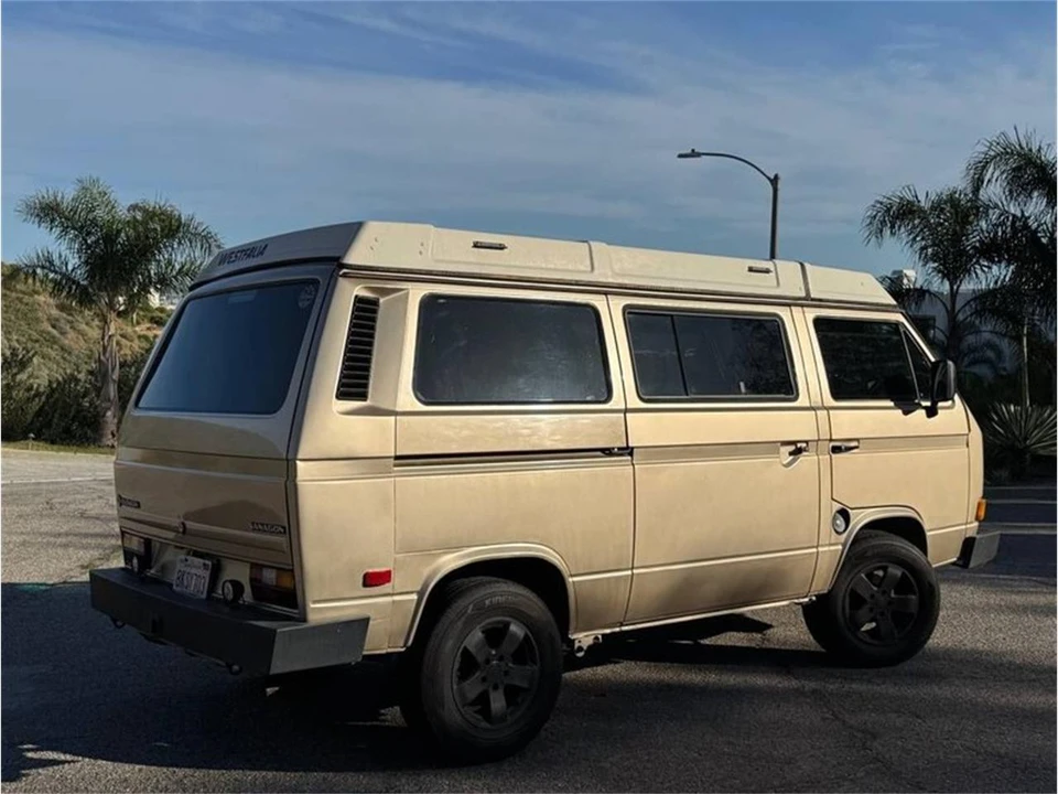 1986 Volkswagen Vanagon - Image 7 of 24
