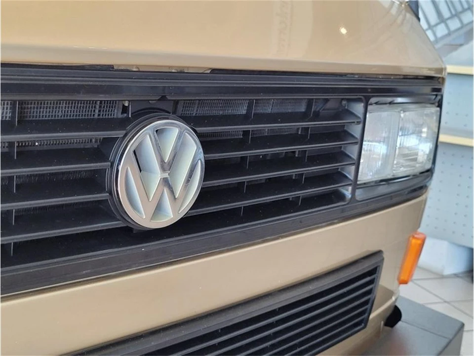 1986 Volkswagen Vanagon - Image 21 of 31