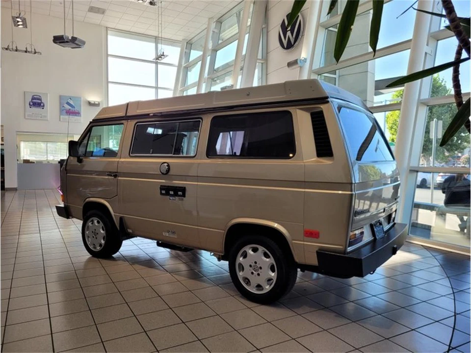 1986 Volkswagen Vanagon - Image 11 of 31