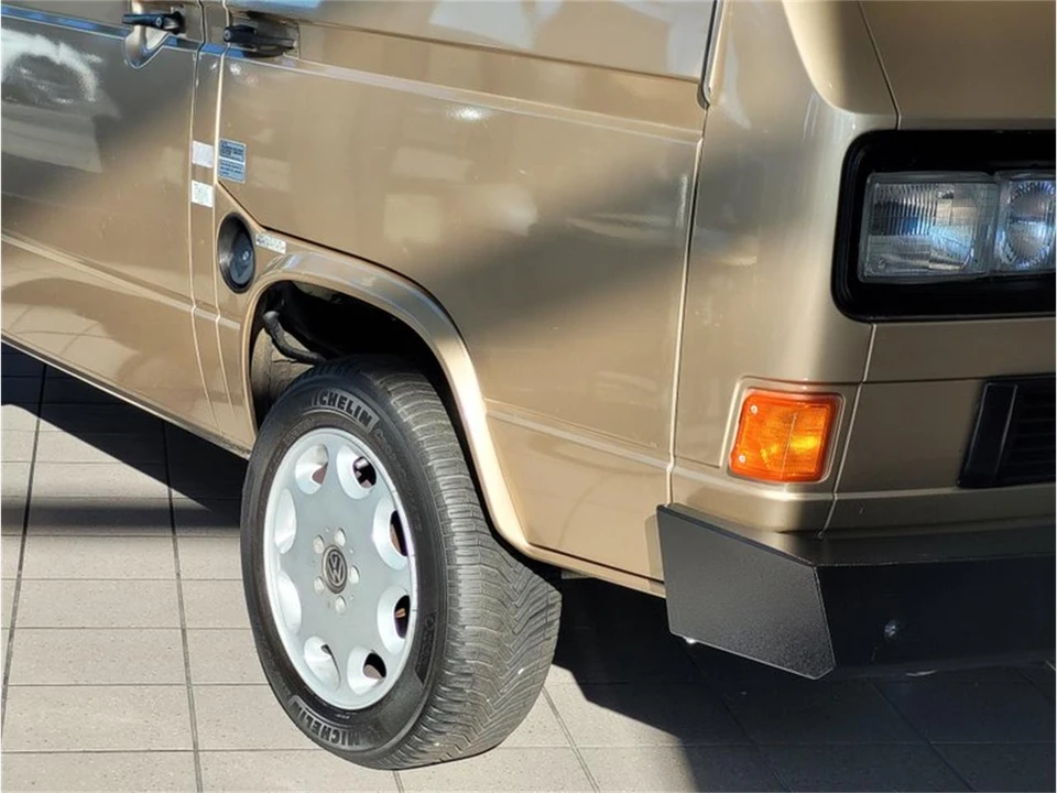 1986 Volkswagen Vanagon - Image 10 of 31