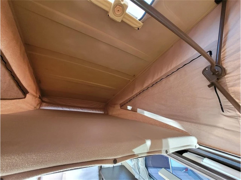 1986 Volkswagen Vanagon - Image 28 of 31