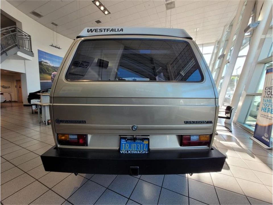 1986 Volkswagen Vanagon - Image 12 of 31