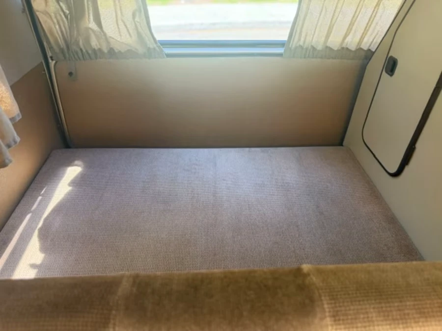 1986 Volkswagen Vanagon - Image 21 of 26