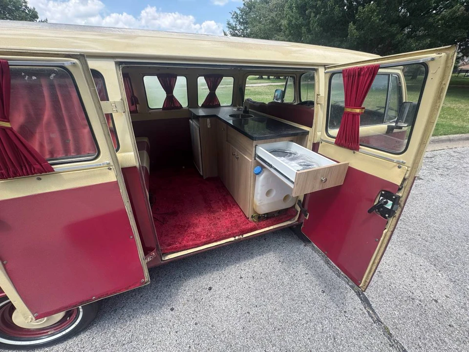 1986 Volkswagen Vanagon - Image 9 of 13