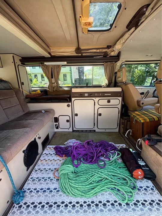 1986 Volkswagen Vanagon - Image 7 of 8