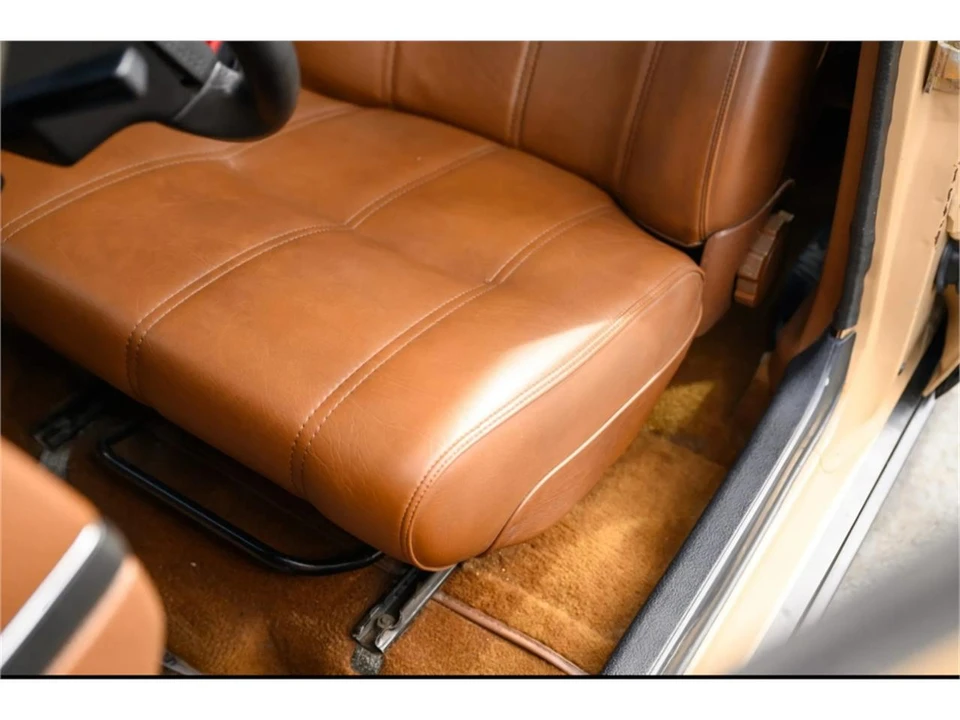 1986 Volvo 244 - Image 26 of 31
