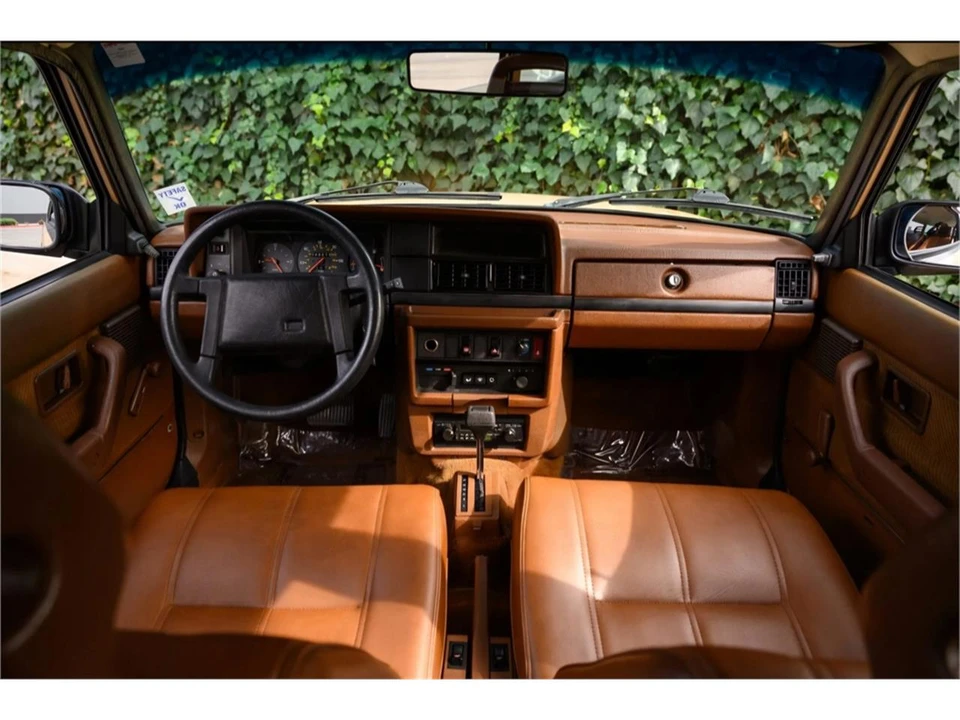 1986 Volvo 244 - Image 21 of 31