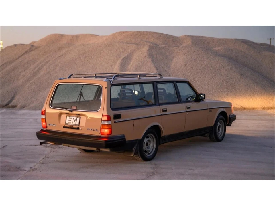 1986 Volvo 244 - Image 2 of 31