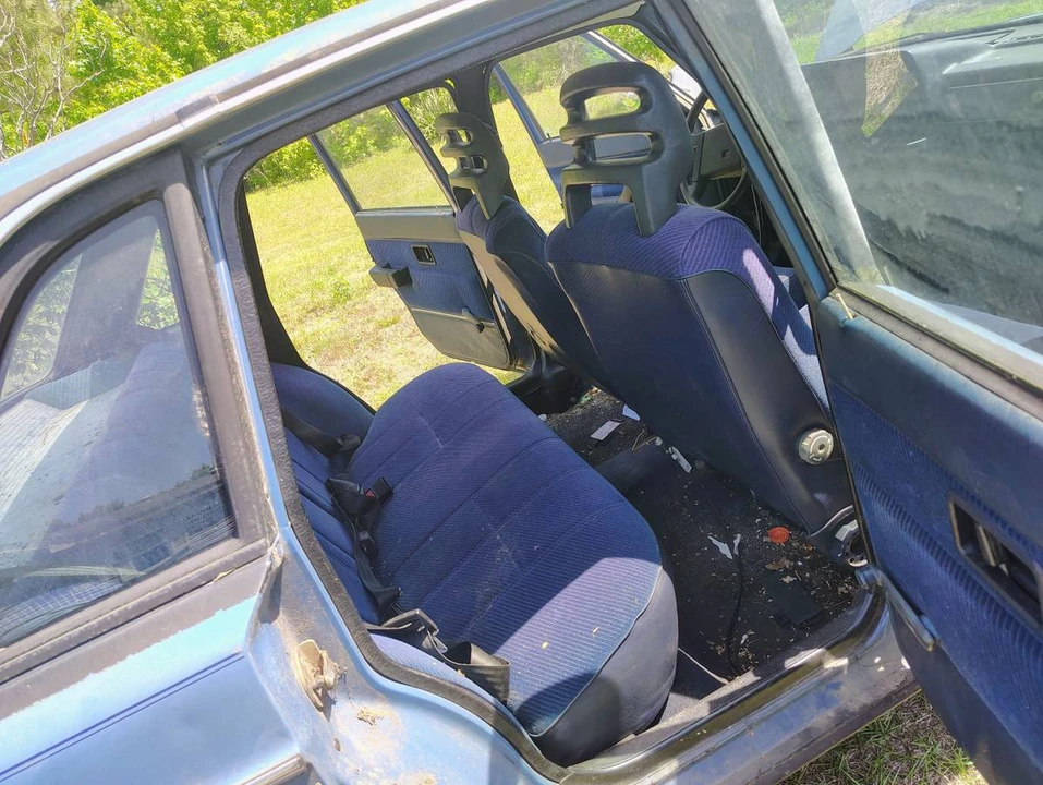 1986 Volvo 244 - Image 3 of 6