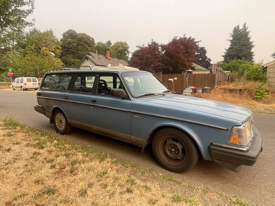1986 Volvo 244 - Image 2 of 6