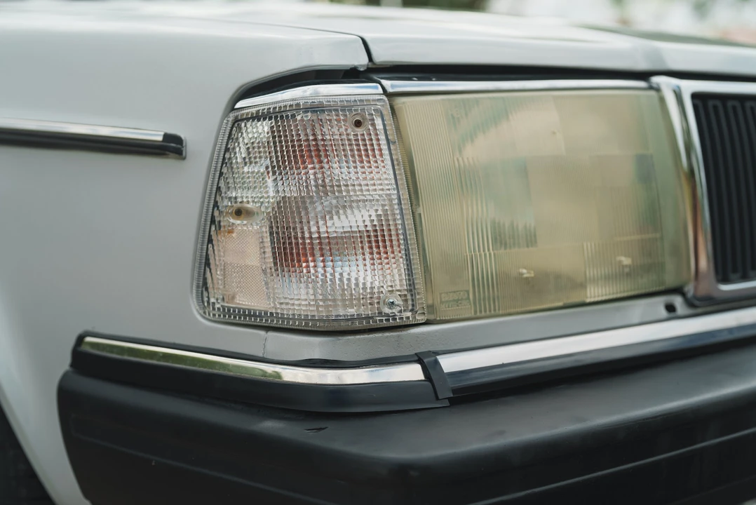 1986 Volvo 245 - Image 19 of 31