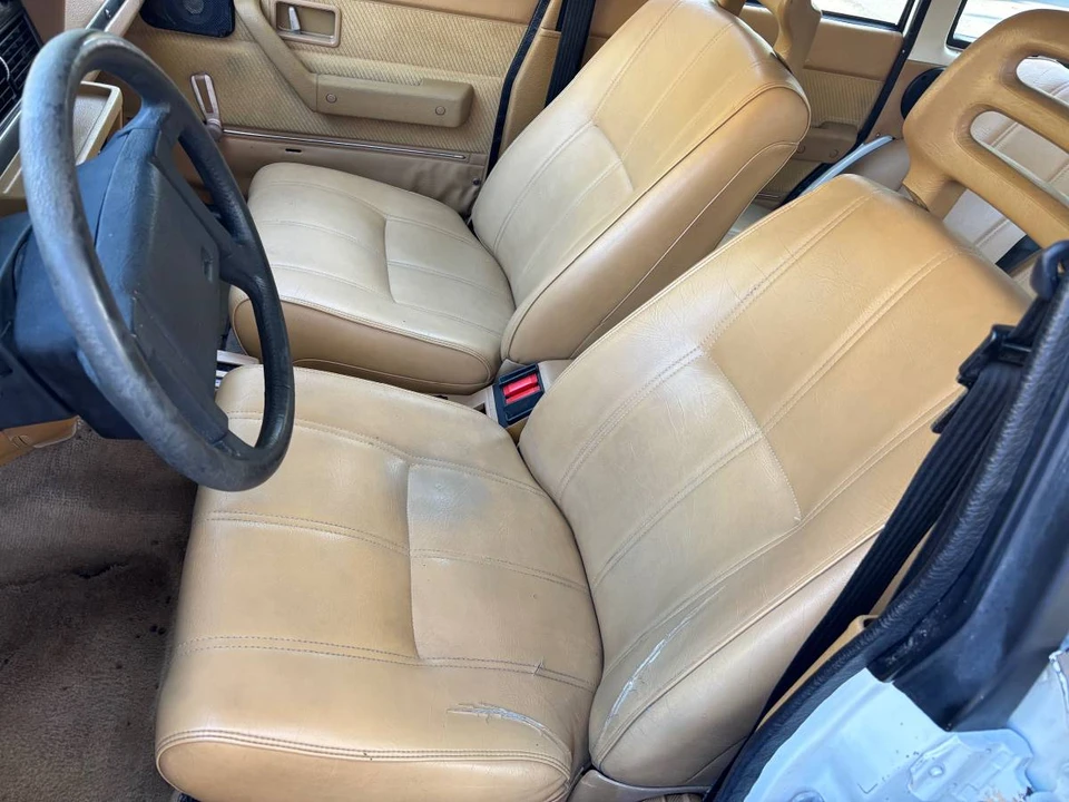 1986 Volvo 245 - Image 9 of 10