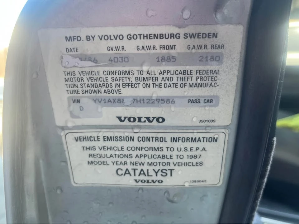 1986 Volvo 244 - Image 8 of 8