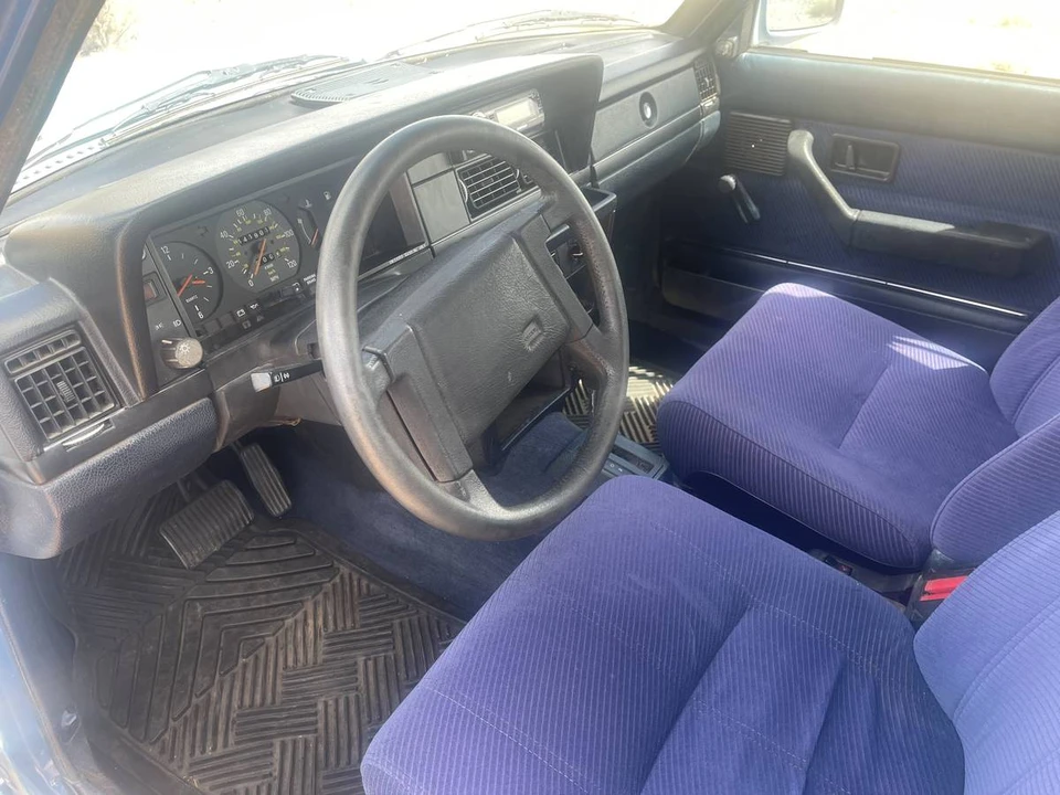 1986 Volvo 244 - Image 12 of 12