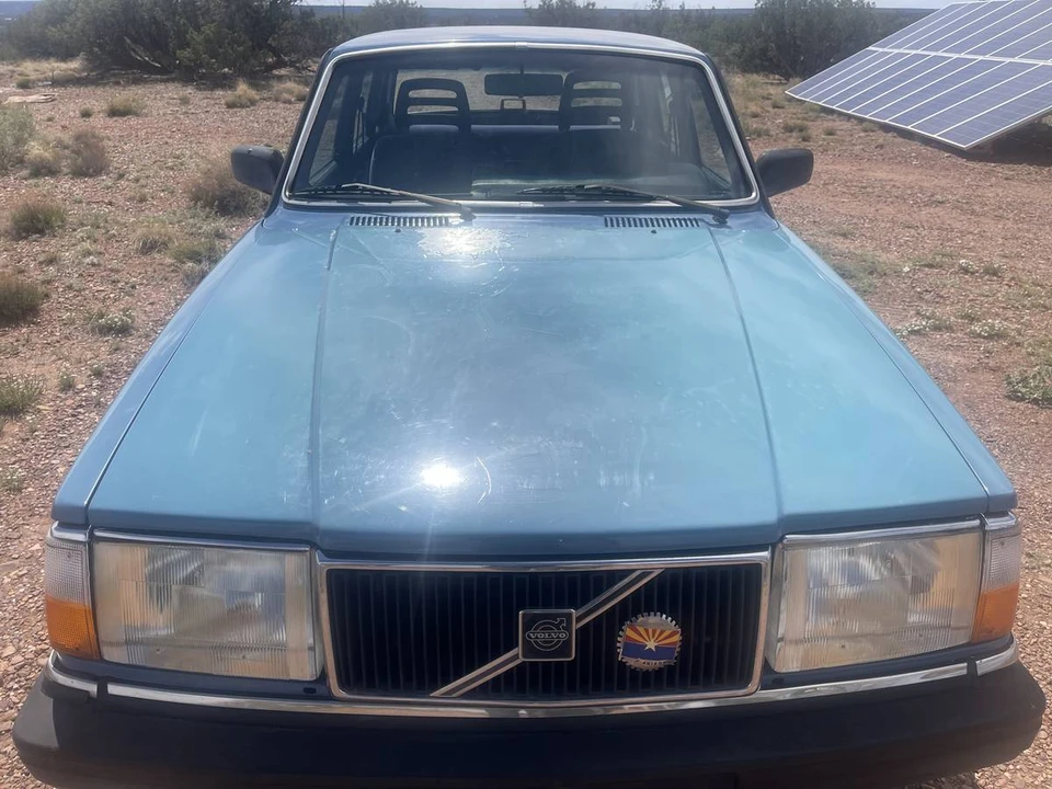 1986 Volvo 244 - Image 4 of 12