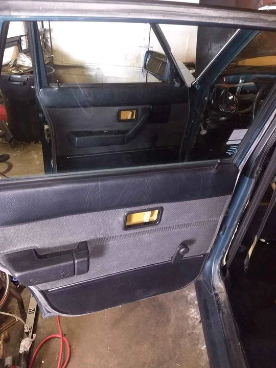 1986 Volvo 244 - Image 13 of 17