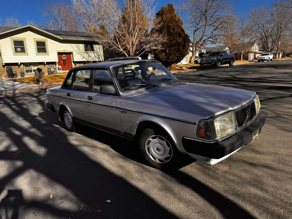 1986 Volvo 244 - Image 4 of 8