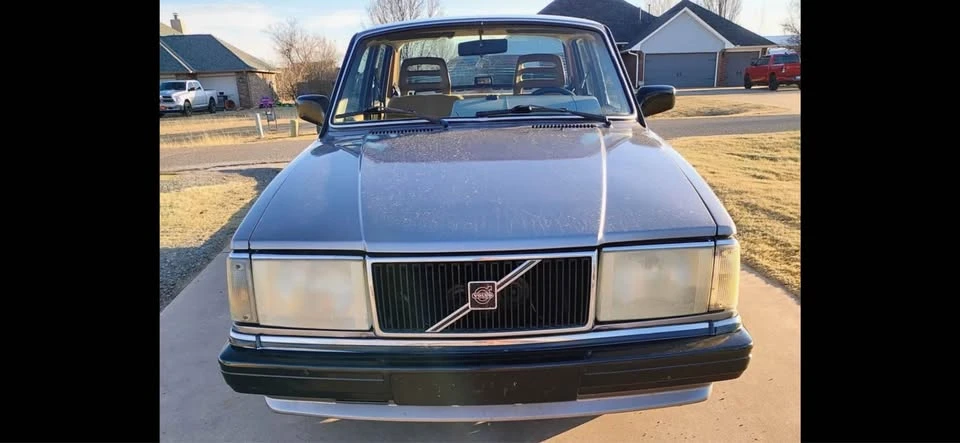1986 Volvo 244 - Image 9 of 12