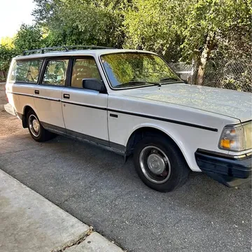 1986 Volvo 240 Wagon 4D