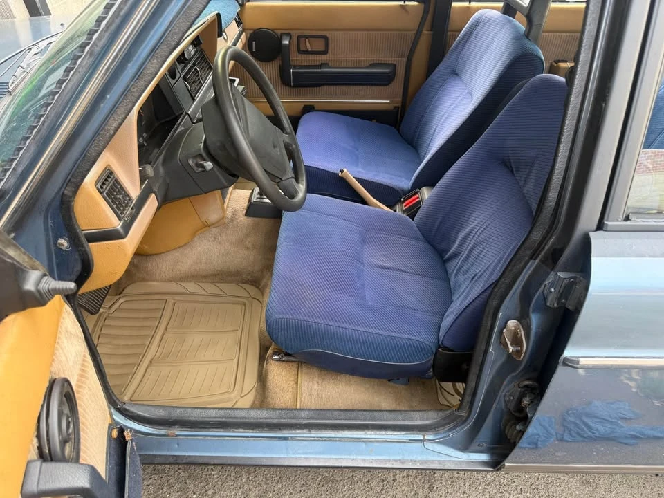 1986 Volvo 245 - Image 9 of 13