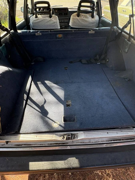 1986 Volvo 245 - Image 7 of 9