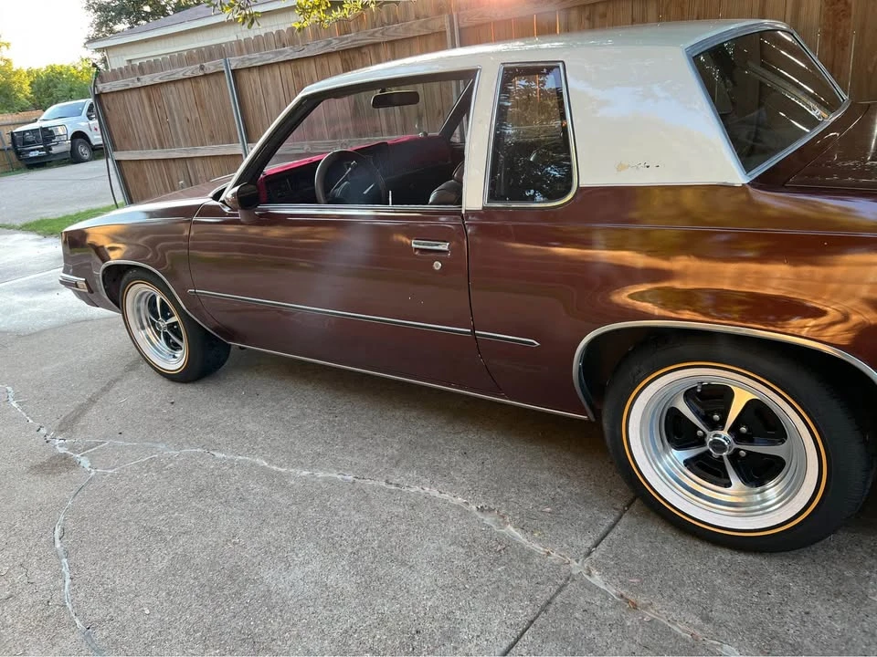 1986 Oldsmobile Cutlass 5th Gen - Image 7 of 9