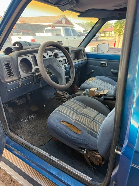 1986 Ford Bronco 3rd Gen - Image 7 of 11